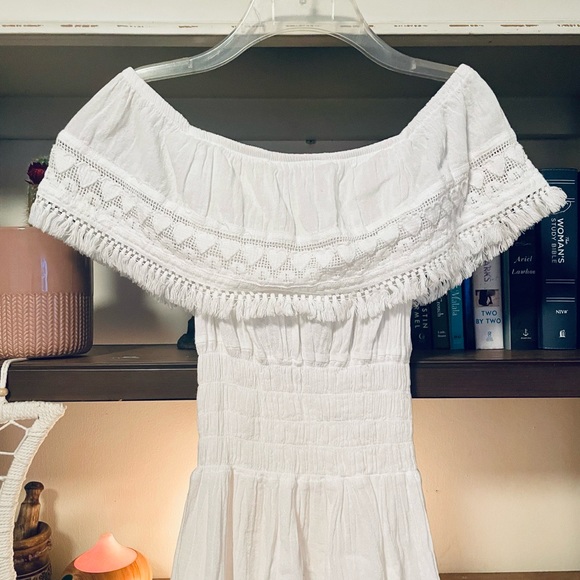 Maxi off-shoulder dress white tassel - Picture 2 of 2